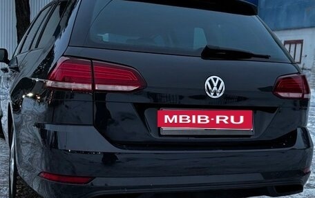 Volkswagen Golf VII, 2018 год, 1 490 000 рублей, 5 фотография