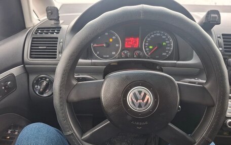 Volkswagen Touran III, 2004 год, 400 000 рублей, 15 фотография