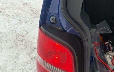 Volkswagen Touran III, 2004 год, 400 000 рублей, 14 фотография