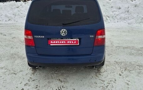 Volkswagen Touran III, 2004 год, 400 000 рублей, 7 фотография