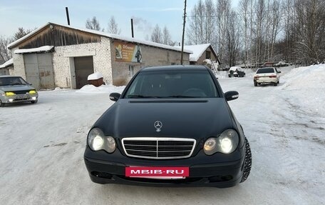 Mercedes-Benz C-Класс, 2002 год, 600 000 рублей, 2 фотография