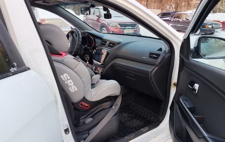 KIA Rio III рестайлинг, 2012 год, 750 000 рублей, 9 фотография