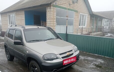 Chevrolet Niva I рестайлинг, 2019 год, 880 000 рублей, 4 фотография