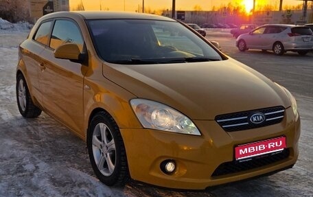 KIA cee'd I рестайлинг, 2009 год, 570 000 рублей, 1 фотография