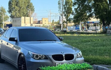 BMW 5 серия, 2005 год, 900 000 рублей, 2 фотография