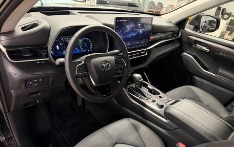 Toyota Highlander, 2025 год, 5 799 000 рублей, 20 фотография