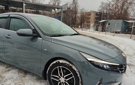 Hyundai Elantra, 2021 год, 2 100 000 рублей, 5 фотография
