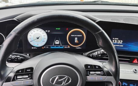 Hyundai Elantra, 2021 год, 2 100 000 рублей, 9 фотография