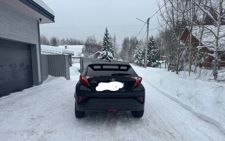 Toyota C-HR I рестайлинг, 2018 год, 2 000 000 рублей, 5 фотография