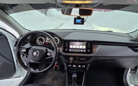 Skoda Rapid II, 2020 год, 2 000 000 рублей, 20 фотография