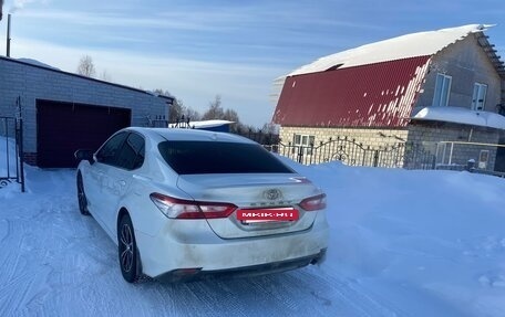 Toyota Camry, 2018 год, 2 500 000 рублей, 10 фотография