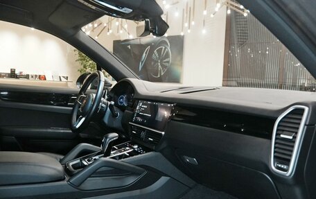 Porsche Cayenne III, 2021 год, 8 080 000 рублей, 16 фотография