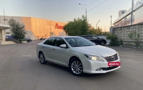 Toyota Camry, 2013 год, 1 420 000 рублей, 2 фотография
