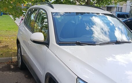 Volkswagen Tiguan I, 2010 год, 820 000 рублей, 3 фотография