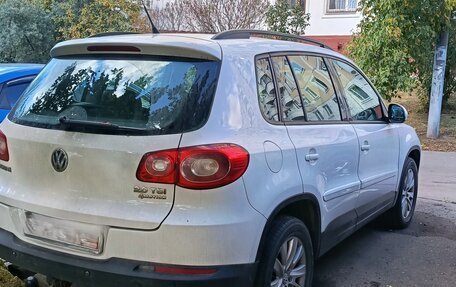 Volkswagen Tiguan I, 2010 год, 820 000 рублей, 4 фотография