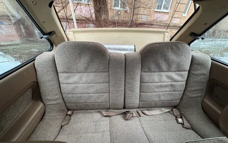 Mazda Familia, 1985 год, 200 000 рублей, 10 фотография