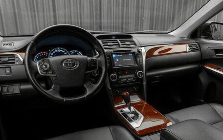 Toyota Camry, 2012 год, 1 490 000 рублей, 9 фотография