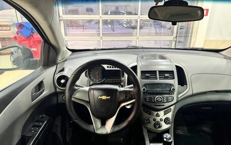 Chevrolet Aveo III, 2012 год, 549 900 рублей, 10 фотография