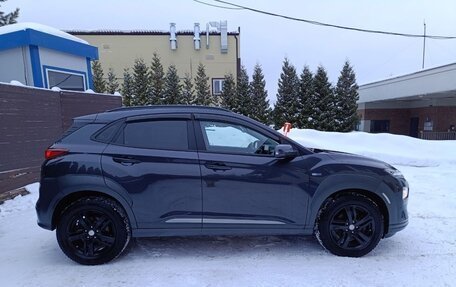 Hyundai Kona I, 2020 год, 2 600 000 рублей, 8 фотография