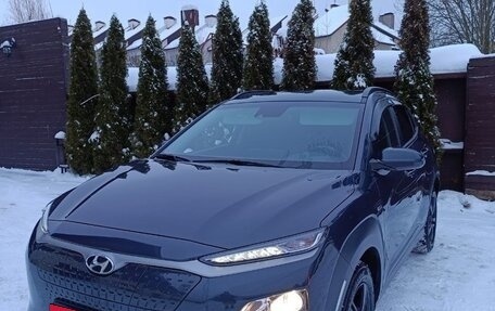 Hyundai Kona I, 2020 год, 2 600 000 рублей, 10 фотография