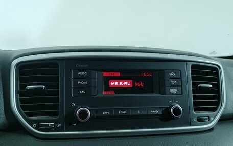 KIA Sportage IV рестайлинг, 2020 год, 2 399 000 рублей, 15 фотография