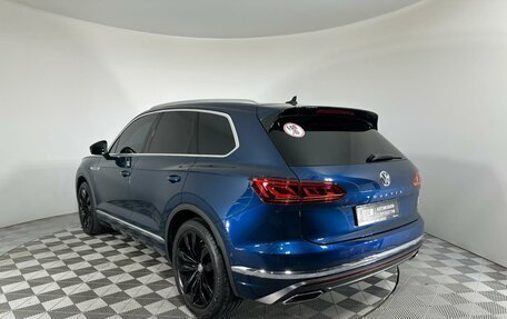 Volkswagen Touareg III, 2019 год, 6 399 000 рублей, 7 фотография
