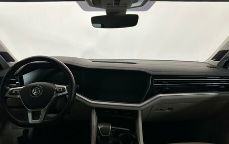 Volkswagen Touareg III, 2019 год, 6 399 000 рублей, 23 фотография