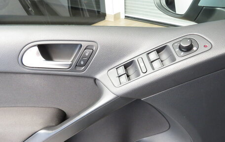 Volkswagen Tiguan I, 2011 год, 1 095 000 рублей, 8 фотография