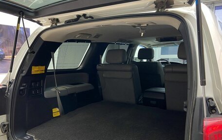 Toyota Sequoia II рестайлинг, 2011 год, 3 600 000 рублей, 16 фотография