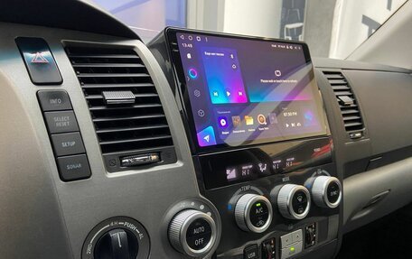 Toyota Sequoia II рестайлинг, 2011 год, 3 600 000 рублей, 11 фотография