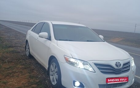 Toyota Camry, 2010 год, 999 999 рублей, 1 фотография