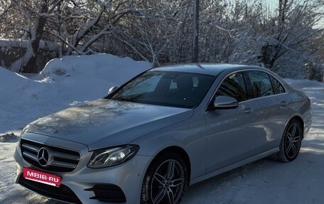 Mercedes-Benz E-Класс, 2018 год, 2 850 000 рублей, 1 фотография