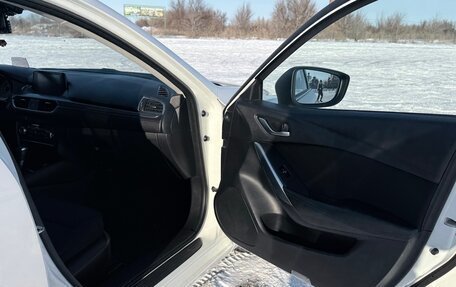 Mazda 6, 2017 год, 2 190 000 рублей, 13 фотография