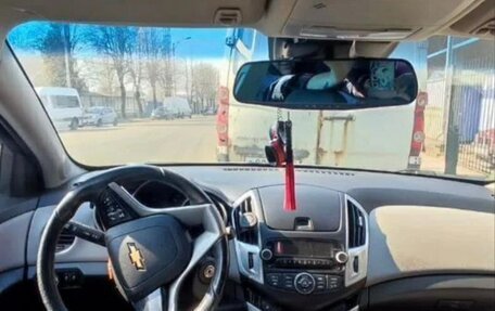 Chevrolet Cruze II, 2014 год, 770 000 рублей, 3 фотография