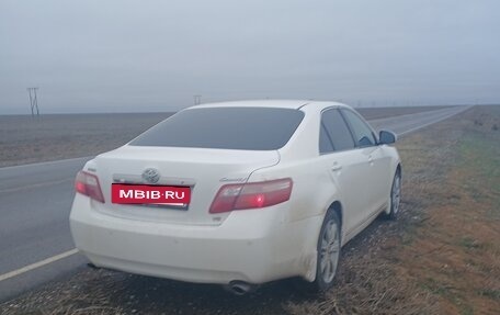Toyota Camry, 2010 год, 999 999 рублей, 4 фотография