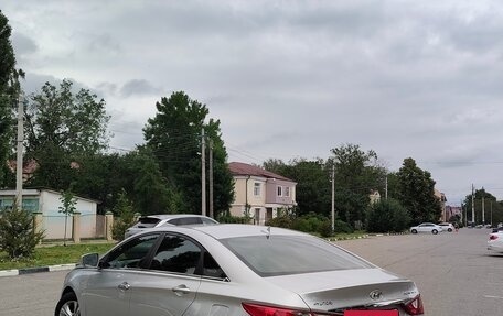 Hyundai Sonata VI, 2010 год, 1 230 000 рублей, 5 фотография