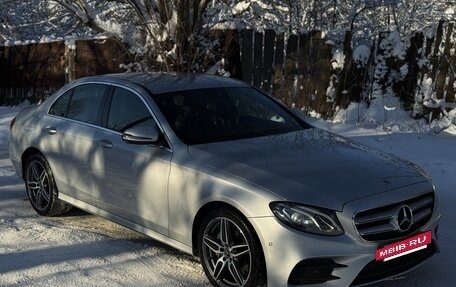 Mercedes-Benz E-Класс, 2018 год, 2 850 000 рублей, 2 фотография