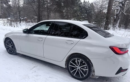BMW 3 серия, 2019 год, 3 200 000 рублей, 15 фотография
