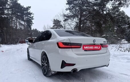 BMW 3 серия, 2019 год, 3 200 000 рублей, 13 фотография