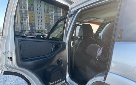 Chevrolet Niva I рестайлинг, 2011 год, 600 000 рублей, 10 фотография