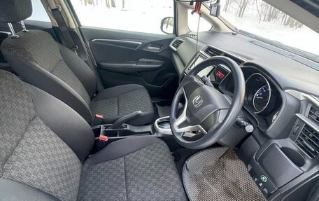 Honda Fit III, 2016 год, 960 000 рублей, 9 фотография