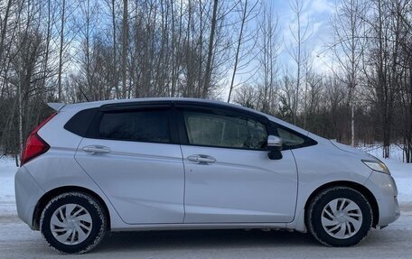 Honda Fit III, 2016 год, 960 000 рублей, 5 фотография