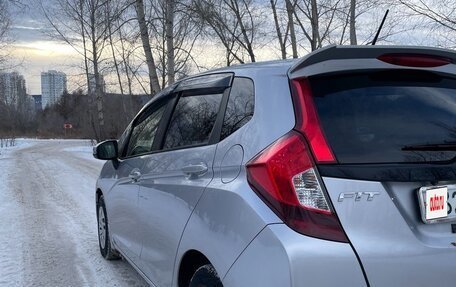 Honda Fit III, 2016 год, 960 000 рублей, 7 фотография