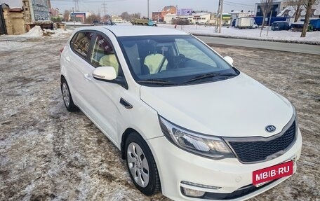 KIA Rio III рестайлинг, 2016 год, 900 000 рублей, 2 фотография