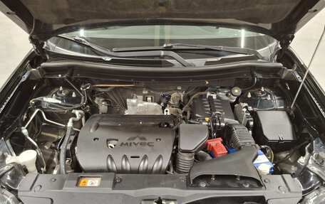 Mitsubishi Outlander III рестайлинг 3, 2013 год, 1 349 000 рублей, 9 фотография