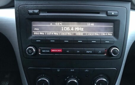 Skoda Yeti I рестайлинг, 2014 год, 880 000 рублей, 12 фотография