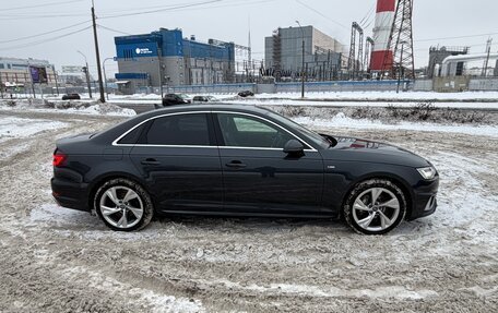 Audi A4, 2018 год, 2 850 000 рублей, 4 фотография