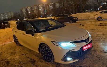 Toyota Camry, 2022 год, 4 250 000 рублей, 4 фотография