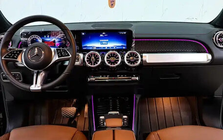 Mercedes-Benz GLB, 2025 год, 5 950 000 рублей, 4 фотография