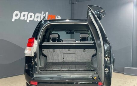 Toyota Land Cruiser Prado 150 рестайлинг 2, 2011 год, 2 700 000 рублей, 6 фотография